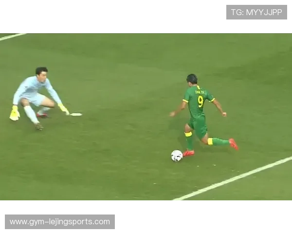 足球天才Lowe崭露头角 打破传统风格引领新一代进攻潮流