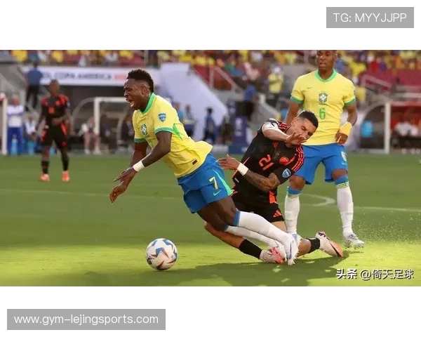 足球明星大猜想挑战你来玩，猜猜他们是谁？